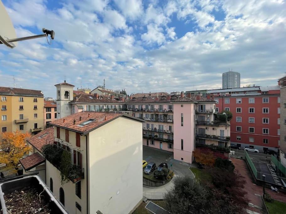 Duomo Walking DistanceModern Flat With Free Wifi Apartment Milan Exterior photo
